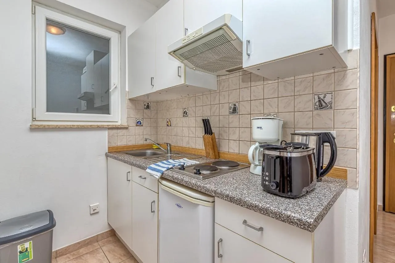 Sunrise Apartments Rovinj 0*,